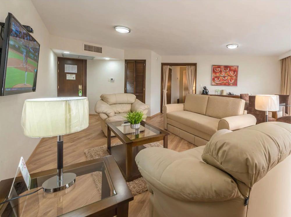 Hotel Las Trojes Aguascalientes Extérieur photo